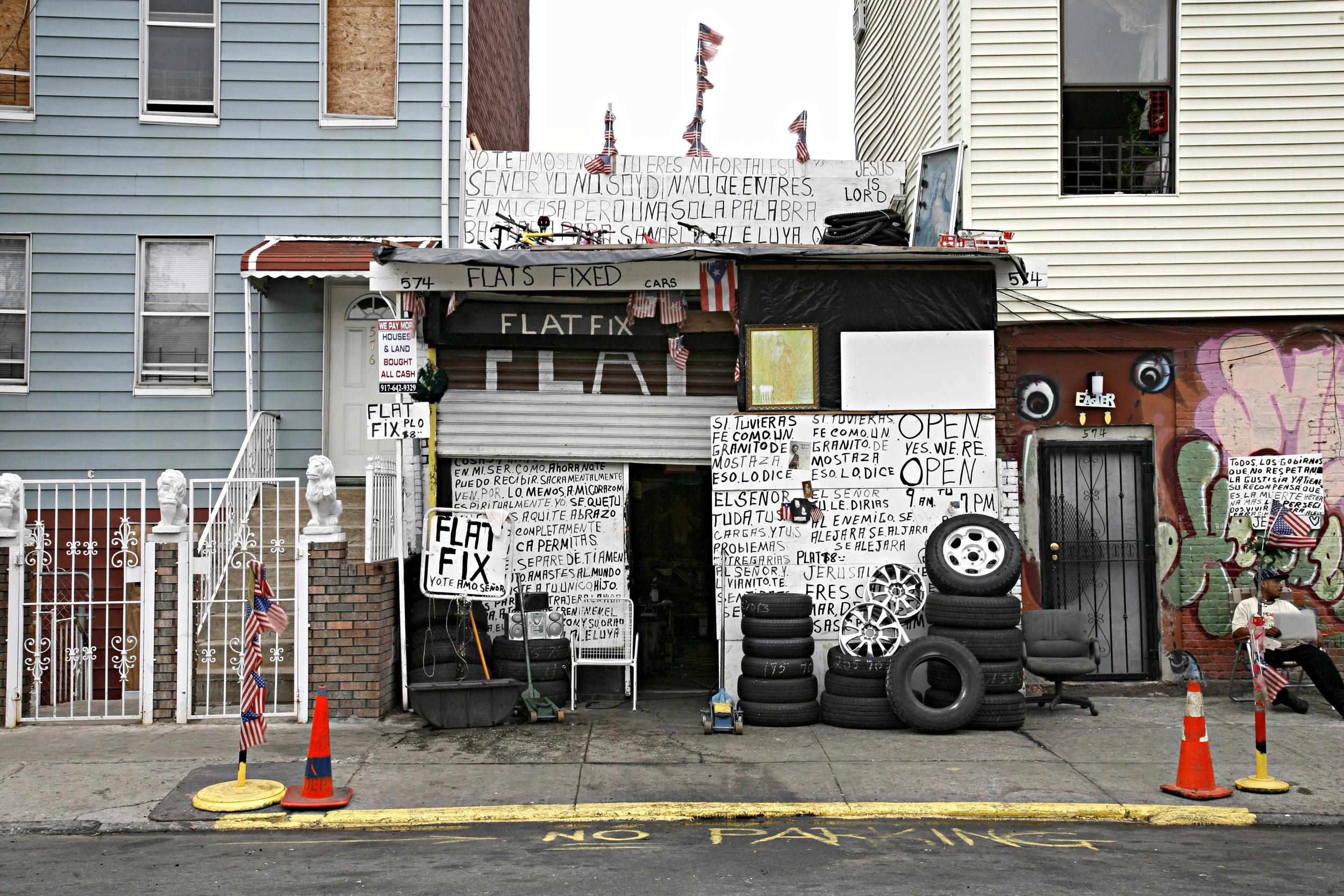 LARRY RACIOPPO | Explore Urban Photography Today
